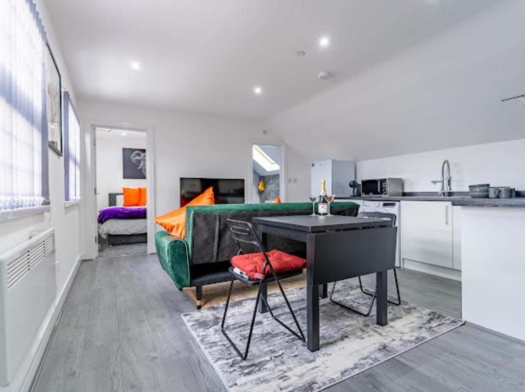 Cool Top Floor Apartment Very Near Birmingham Centre Ngoại thất bức ảnh