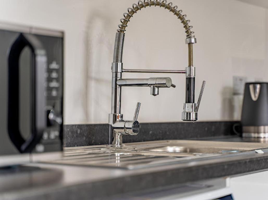 Cool Top Floor Apartment Very Near Birmingham Centre Ngoại thất bức ảnh